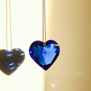 Pendentif prisme en forme de coeur