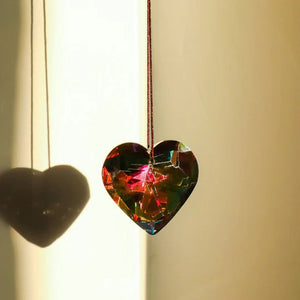 Pendentif prisme en forme de coeur