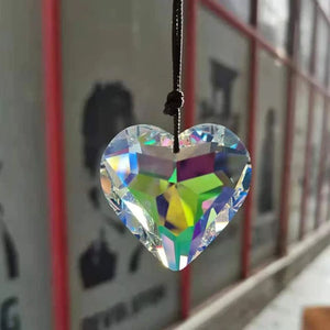 Pendentif prisme en forme de coeur